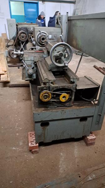 Продаю ТС-75  станок токарно-винторезный